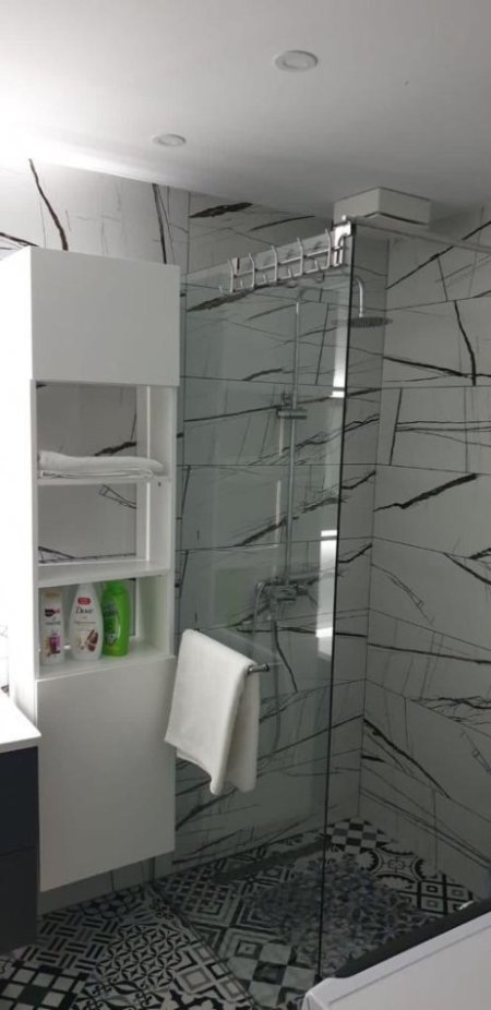 Tirane, jepet me qera apartament 1+1 Kati 1, 67 m² 400 € (Siri Kodra)