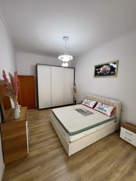 Tirane, shitet apartament 2+1+Aneks+Ballkon Kati 2, 119 m² 145.000 € (astir)