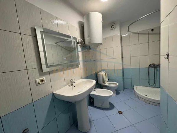 Tirane, shitet apartament Kati 5, 55 m² 80.000 € (Misto Mame)