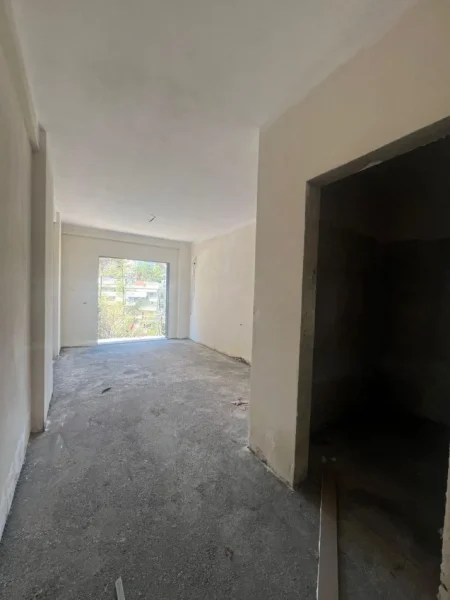 Tirane, shitet apartament 2+1 , 111 m² 155.000 € (Kompleksi Xheluks)