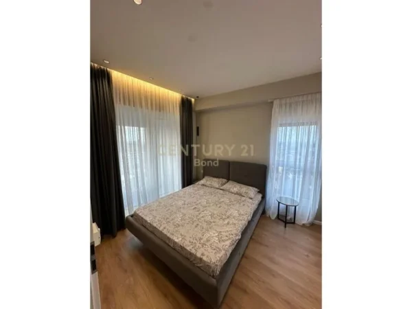 Tirane, jepet me qera apartament 1+1+Aneks+Ballkon Kati 7, 53 m² 500 € (Ali Demi)
