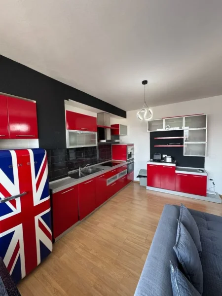 Tirane, jepet me qera apartament 2+1 Kati 8, 120 m² 650 € (Selvia)