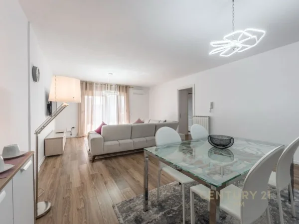 Tirane, jepet me qera apartament 2+1+Aneks+Ballkon Kati 6, 137 m² 1.100 € (Rr.Bogdaneve)