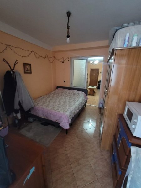 Tirane, jepet me qera apartament 1 +1 Kati 2, 50 m² 35,000 Lek (Myslym Shyri)