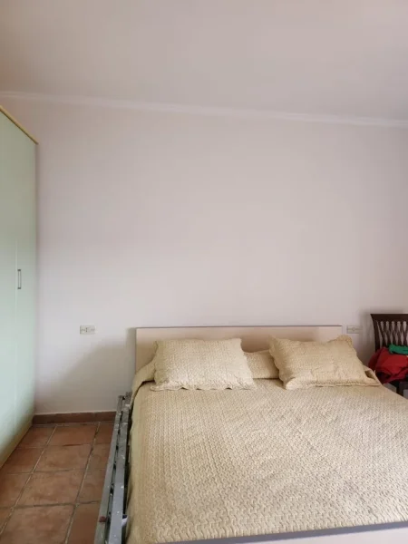 Tirane, jap me qera apartament 3+1 Kati 11, 245 m² 1.500 € (Pjeter bogdani)