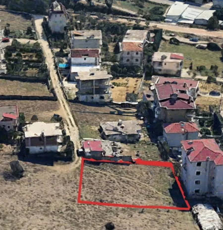 Tirane, shitet toke , 780 m² 35.000 € (Berxull)