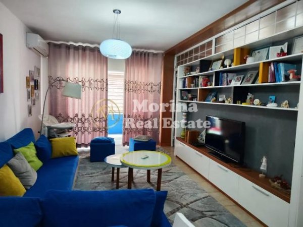 Tirane, jepet me qera apartament 1+1+Ballkon Kati 9, 60 m² 350 € (Fresku)