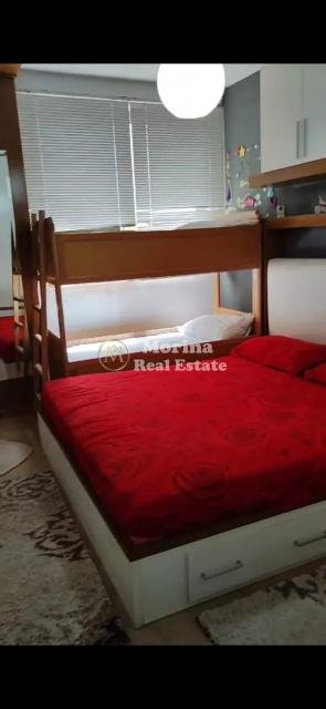 Tirane, jepet me qera apartament 1+1+Ballkon Kati 9, 60 m² 350 € (Fresku)