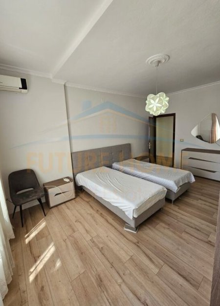 ALF43003 Tirane, jepet me qera Kati 3, 85 m² 600 € (Blloku)