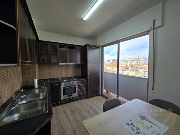 Tirane, jepet me qera apartament 1+1 Kati 6, 62 m² 600 € (Stadiumi Dinamo)