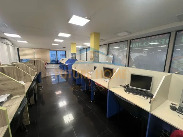Tirane, jepet me qera ambjent biznesi Kati 1, 260 m² 2.000 € (muhamet gjollesha , 21 dhjetori)