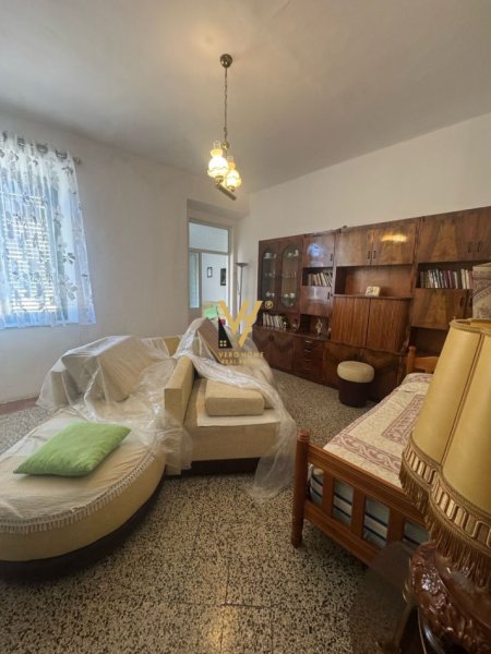 Tirane, jepet me qera apartament 1+1+Ballkon Kati 3, 80 m² 500 € (STADIUMI DINAMO)