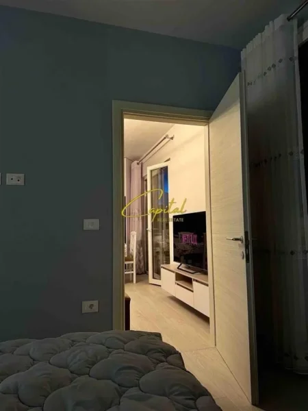 Tirane, jepet me qera apartament 1+1 Kati -2, 70 m² 650 € (ASTIR)