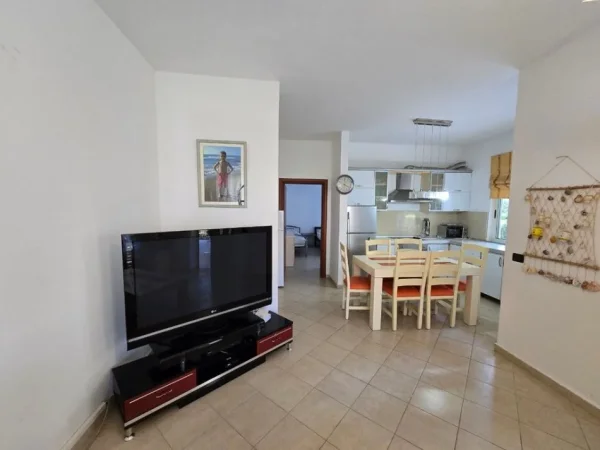 Tirane, shitet apartament 2+1+Ballkon Kati 0, 263 m² 280 000 € (GJIRI I LALZIT)