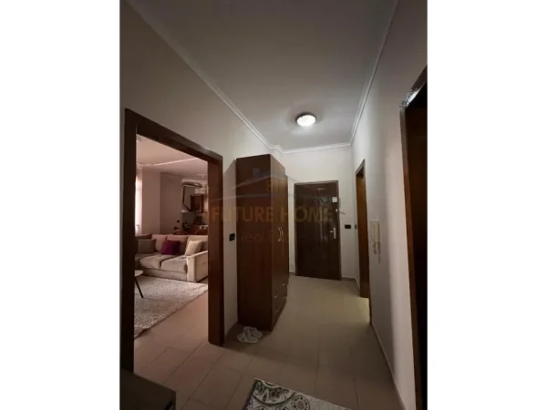 Qera, Apartament 2+1+2, Shkolla e Kuqe, Tiranë.
