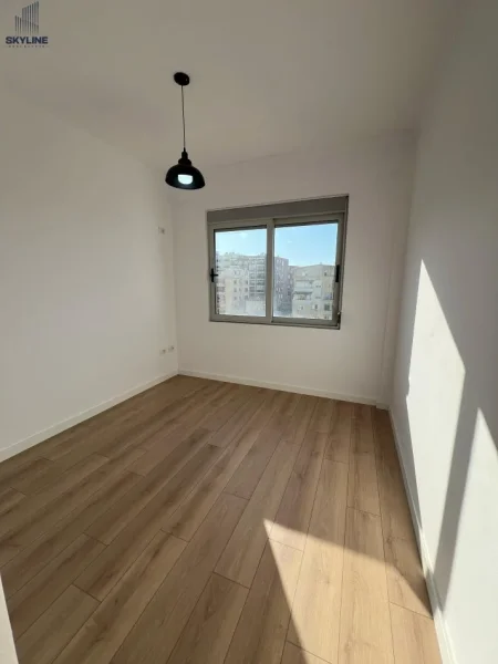 Tirane, shitet apartament 2+1 Kati 4, 84 m² 173.000 € (Kodra e Diellit)