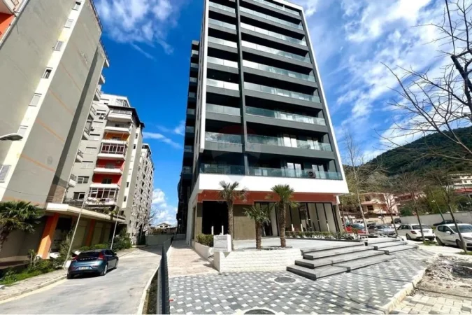 Vlore, shitet ambjent biznesi Kati 0, 115 m² 356.500 € (Lungomare)
