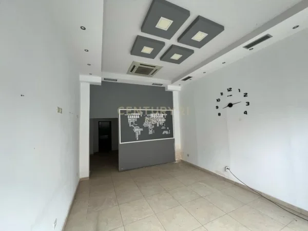 Kavaje, shitet vetem 1 dhome 1+1 Kati 0, 63 m² 80.000 € (Kavaj)