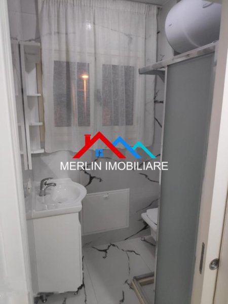 Tirane, jepet me qera apartament 2+1+Ballkon Kati 1, 80 m² 450 € (Rruga Vasil Nathanaili)