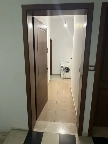 Tirane, jepet me qera apartament 1+1 Kati 0, 60 m² 320 € (Bulevardi i ri)