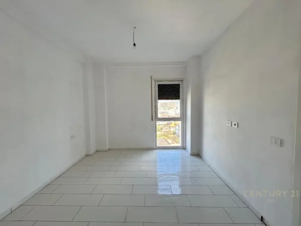 Tirane, shes apartament 2+1+Aneks+Ballkon Kati 5, 119 m² 179.205 € (BULEVARDI I RI)