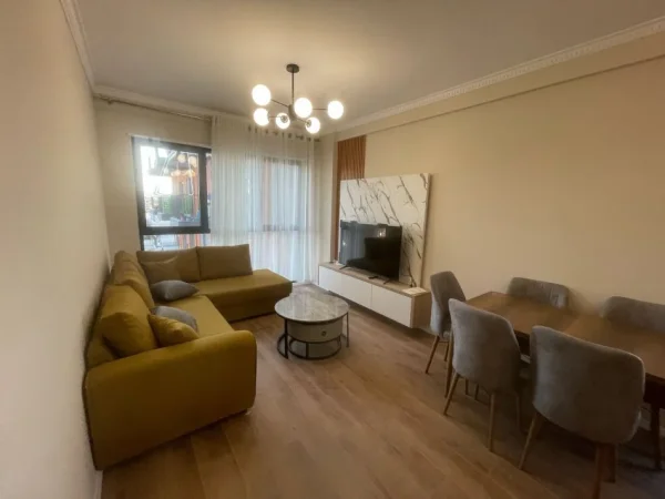 Tirane, jepet me qera apartament 2+1+Ballkon Kati 4, 90 m² 670 € (ASL2)