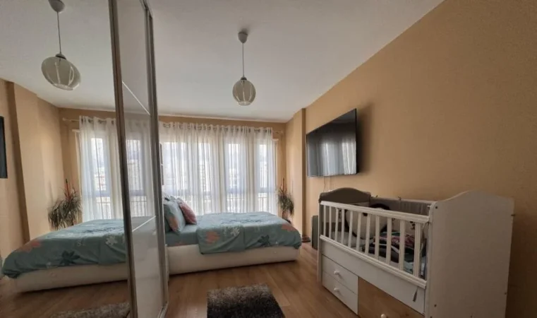 Tirane, qera apartament 2+1+Ballkon Kati 6,