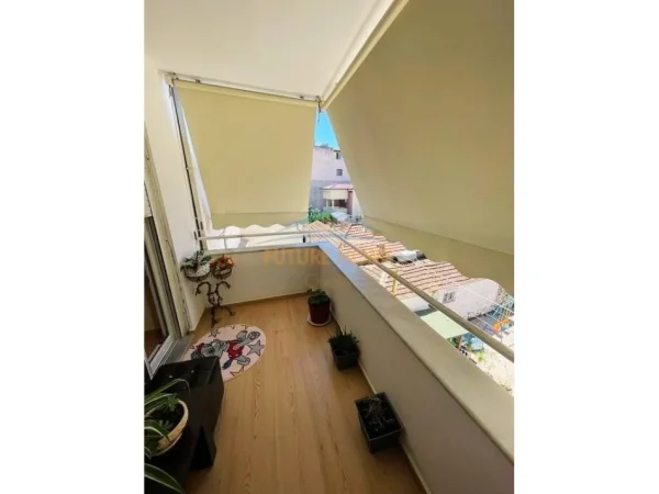 Durres, shitet apartament 3+1+Ballkon Kati 1, 200 m² 300.000 € (Bulevardi Kryesor, Durres)