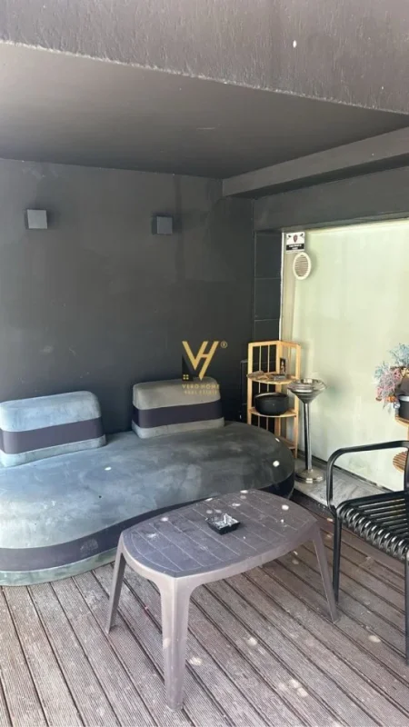 Tirane, jepet me qera ambjent biznesi Kati 0, 55 m² 1.200 € (BLLOK)