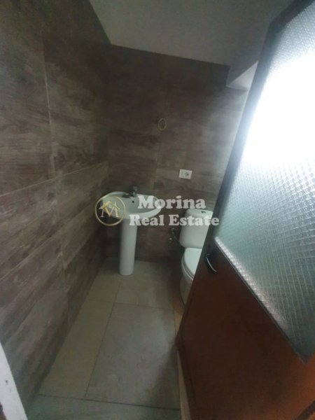 Tirane, jepet me qera shtepi 1+1 Kati 1, 55 m² 350 € (Selite)