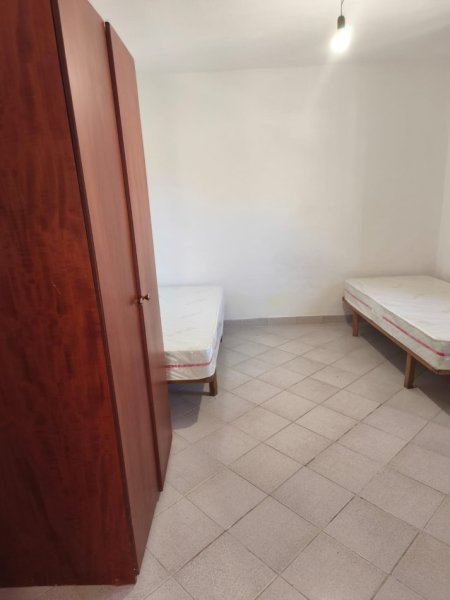 Tirane, jepet me qera shtepi 1+1 , 50 m² 250 € (Qyteti Studenti)