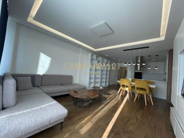 Tirane, jepet me qera apartament 3+1+Aneks+Ballkon Kati 9, 153 m² 2.000 € (RRUGA E ELBASANIT)