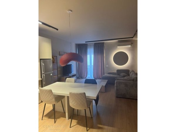 Tirane, jepet me qera apartament 1+1+Aneks+Ballkon Kati 4, 80 m² 900 € (9 - katshet)