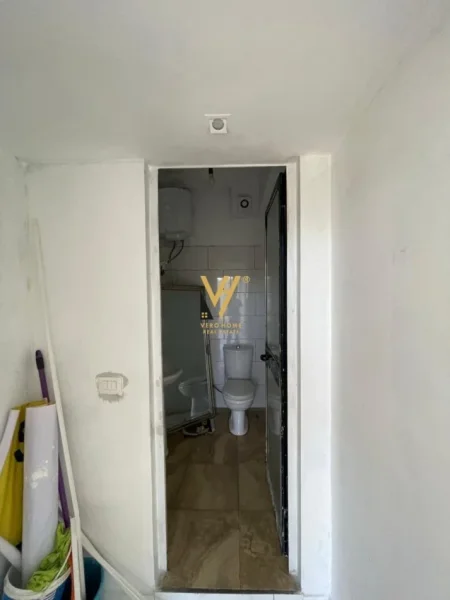 Tirane, shitet dyqan Kati 0, 71 m² 160.000 € (KODRA E DIELLIT)