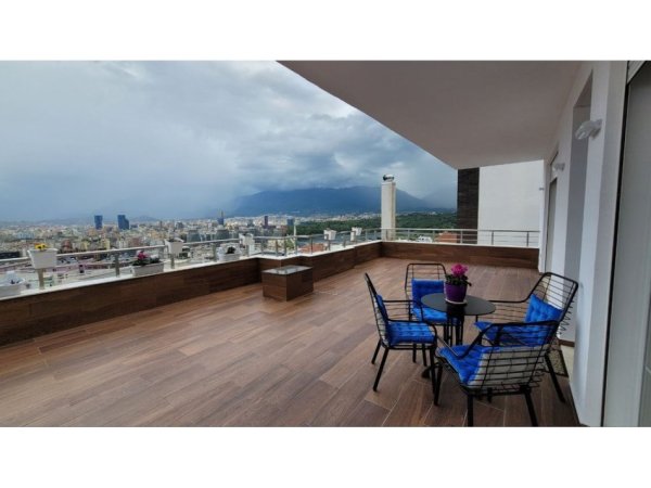 Tirane, jepet me qera apartament 2+1+Aneks+Ballkon Kati 2, 170 m² 1.000 € (KOPSHTI BOTANIK)