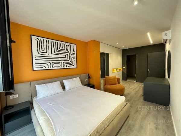 Tirane, jepet me qera apartament 2+1+Aneks+Ballkon Kati 5, 134 m² 1.200 € (Ish Fusha e Aviacionit)