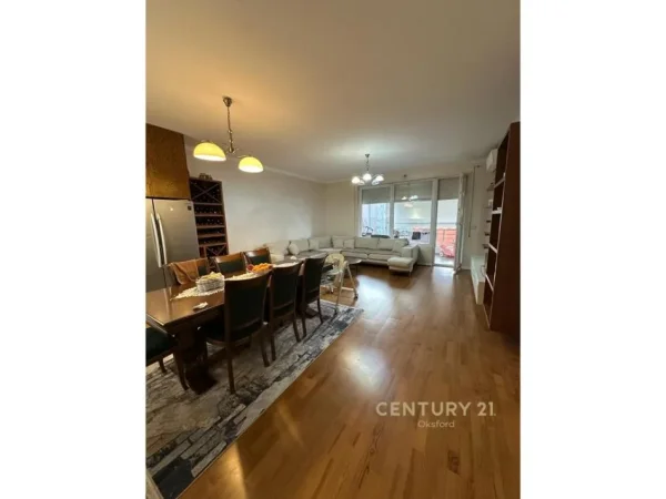 Tirane, shes apartament 3+1+Aneks+Ballkon Kati 3, 185 m² 315.000 € (KOPSHTI BOTANIK)