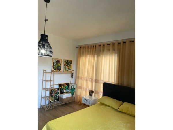 Tirane, jepet me qera garsonier 1+1 Kati 2, 40 m² 380 € (Prane Kodres Diellit)
