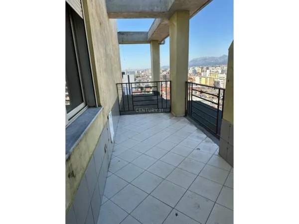Tirane, shes apartament 2+1+Aneks+Ballkon Kati 11, 110 m² 175.000 € (Globe)