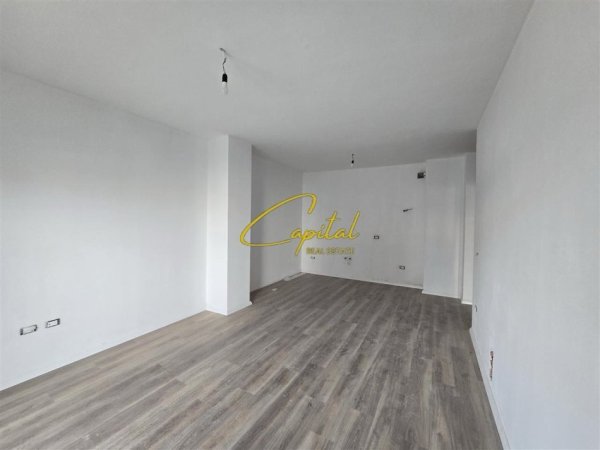 Tirane, shitet apartament 1+1 Kati 2, 74 m² 120.000 € (RRUGA DRITAN HOXHA)