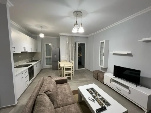 Tirane, shitet apartament 1+1+Aneks+Ballkon Kati 3, 67 m² 95.000 € (ali demi)