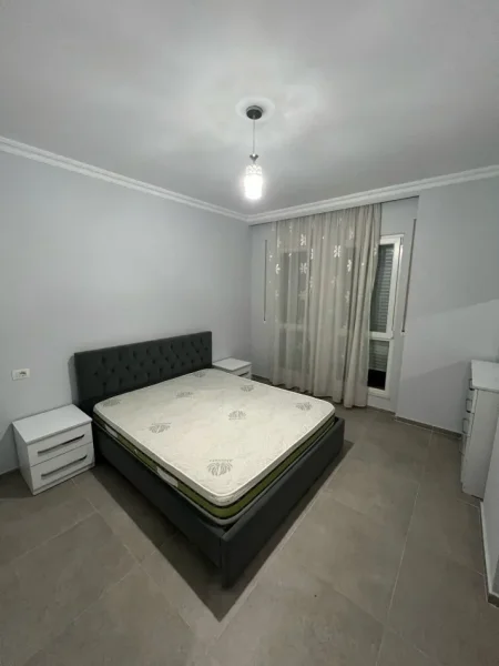 Tirane, shitet apartament 1+1+Aneks+Ballkon Kati 3, 67 m² 95.000 € (ali demi)