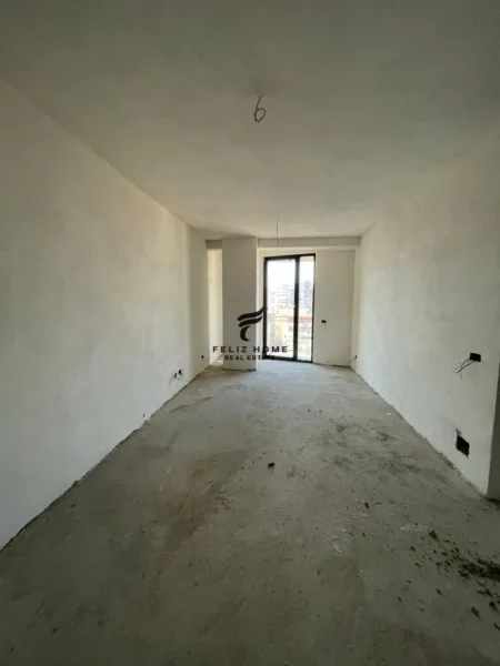 Tirane, shitet apartament 1+1+Ballkon Kati 5, 75 m² 165.000 € (BULEVARDI ZOGU 1)