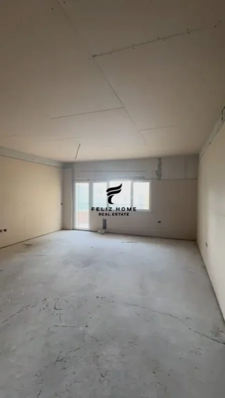 Tirane, shitet apartament 2+1+Ballkon Kati 1, 117 m² 150.000 € (FARKE)