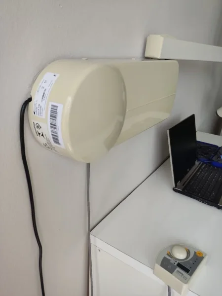 Shitet grafi dentare Kodak shum pak i perdorur, bashk me sensorin ose vec e vec