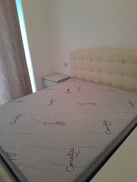Tirane, jepet me qera apartament 2+1+Ballkon Kati 2, 93 m² 600 € (DELIJORGJI)