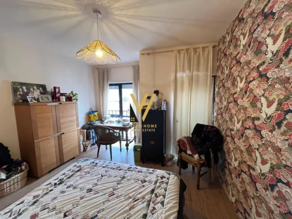 Tirane, shitet apartament 2+1+Ballkon Kati 8, 91 m² 200.850 € (QENDER)