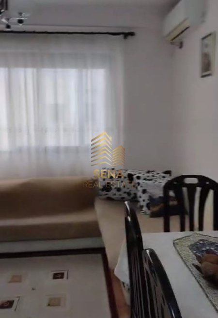 Tirane, jepet me qera apartament 1+1+Ballkon Kati 4, 64 m² 350 € (Rruga Dajtit)