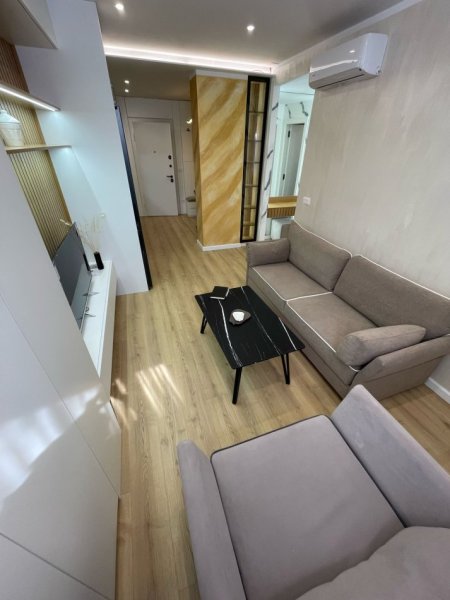 Tirane, jepet me qera apartament 1+1 Kati 2, 55 m² 550 € (Bulevardi i Ri)