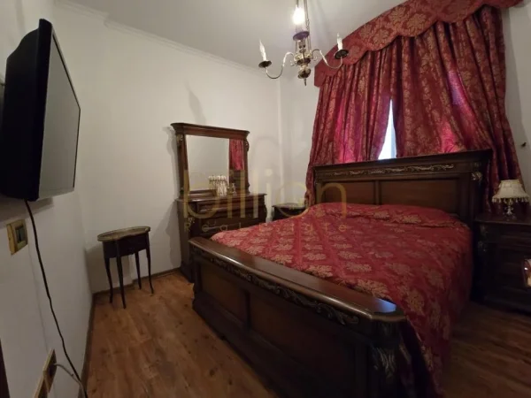Tirane, shitet Vile 2 Katshe , 210 m² 500.000 € (Rruga Islam Alla, Tirana, Albania)